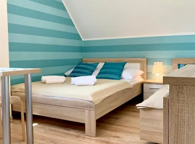 Zagaje Gościnne Pensjonat Sarbinowo